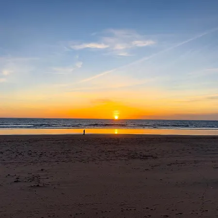 Alta Mar Playa Victoria كاديز