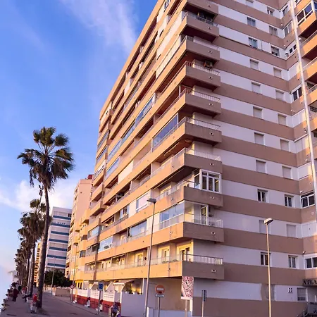 Alta Mar Playa Victoria Cádiz